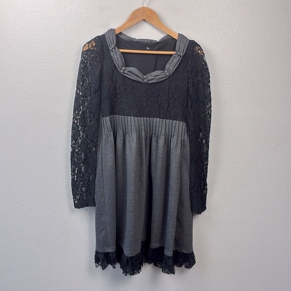 Ryu Mini Babydoll Dress Knit Gray Black Lace Long Sleeve Victorian Whimsigoth M - Picture 1 of 9